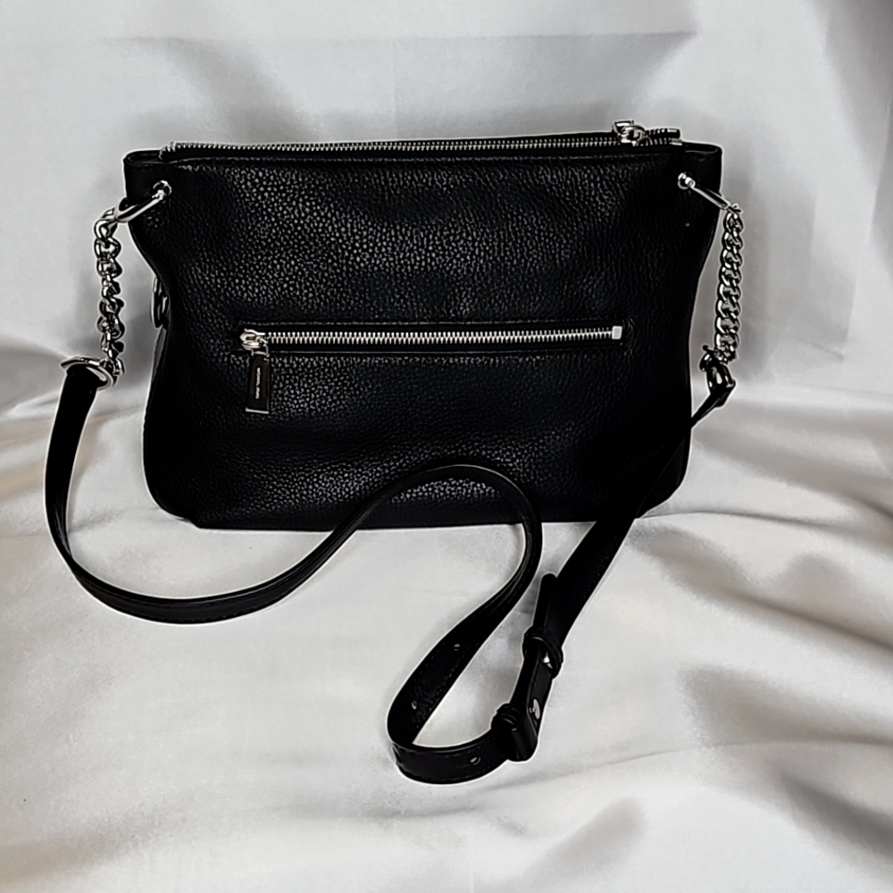 Michael Kors Lillie Messenger Bag Black with Silver Hardware - Picture 3 of 17